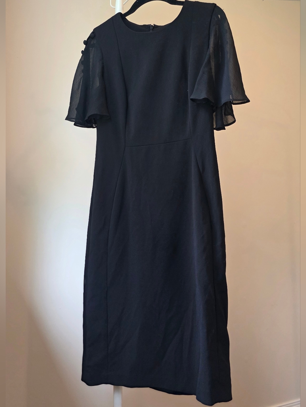 Elegant Black Midi Dress with Flutter Sleeves